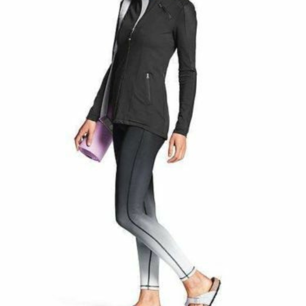 Athleta Currant Fade Reversible Chaturanga Tight